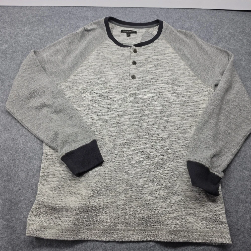 Banana Republic Mens Grey Space Dye Long Sleeve Henley Shirt Large Raglan Knit
